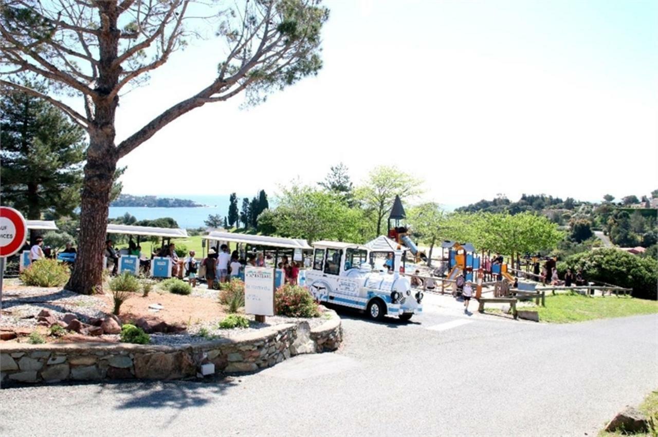 Apartment Cap Esterel Climatise Dans Le Centre Du Village *