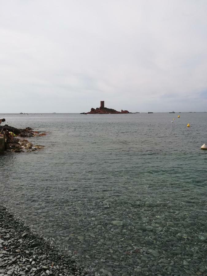 Cap Esterel Climatise Dans Le Centre Du Village * Drammont